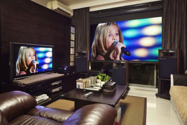 現(xiàn)代客廳私人影院設(shè)計(jì)實(shí)例！從隔音到美觀，方案參考