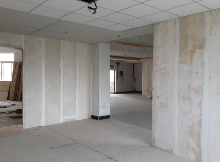 防火板與三聚氰胺板的區(qū)別都有哪些，兩種產(chǎn)品的性能介紹