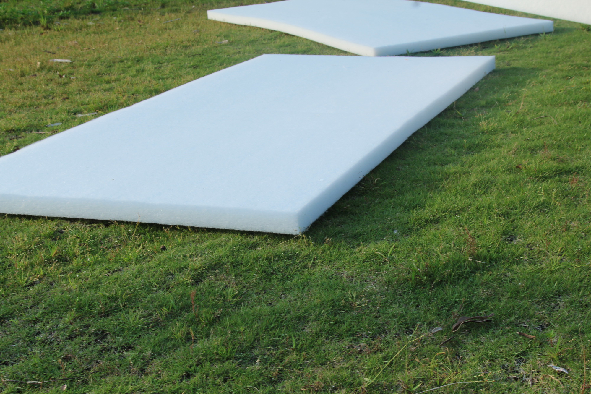 關(guān)于吸音棉結(jié)構(gòu)、優(yōu)勢、用途的簡要介紹